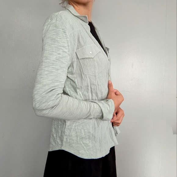 Lucky Brand Women's Button Down Long Sleeve Pocket Shirt - Picture 2 of 10